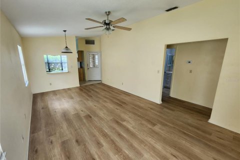 Appartement à louer à Edgewater, Floride: 2 chambres, 86.68 m2 № 2345359 - photo 9