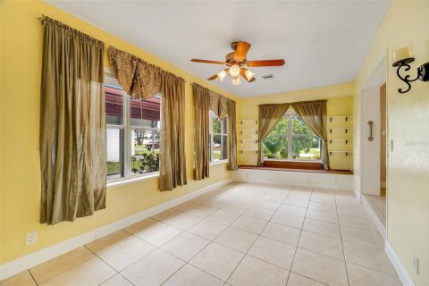 House in Merrit Island, Florida 3 bedrooms, 180.04 sq.m. № 1849812 - photo 17