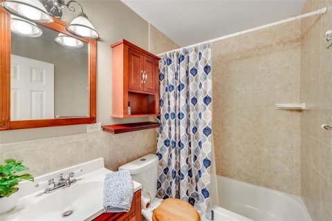 House in Merrit Island, Florida 3 bedrooms, 180.04 sq.m. № 1849812 - photo 30