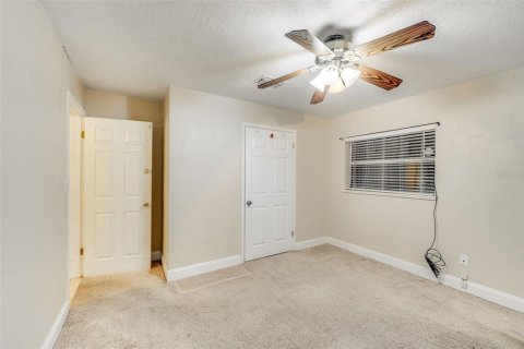 House in Merrit Island, Florida 3 bedrooms, 180.04 sq.m. № 1849812 - photo 24