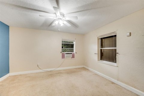 House in Merrit Island, Florida 3 bedrooms, 180.04 sq.m. № 1849812 - photo 20