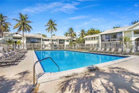 Condominio en venta en Miami, Florida, 2 dormitorios, 84.26 m2 № 2027180 - foto 28