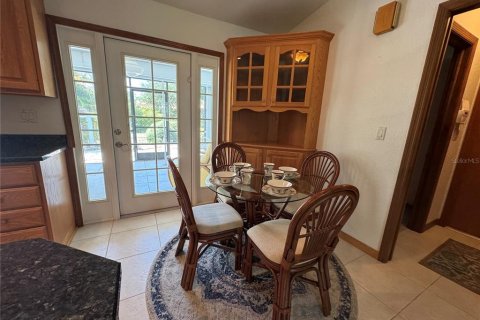 House in Port Charlotte, Florida 3 bedrooms, 117.99 sq.m. № 1884537 - photo 11