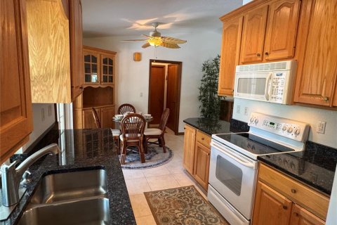 House in Port Charlotte, Florida 3 bedrooms, 117.99 sq.m. № 1884537 - photo 9