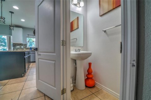 Villa ou maison à vendre à Dundee, Floride: 3 chambres, 208.29 m2 № 1901230 - photo 15