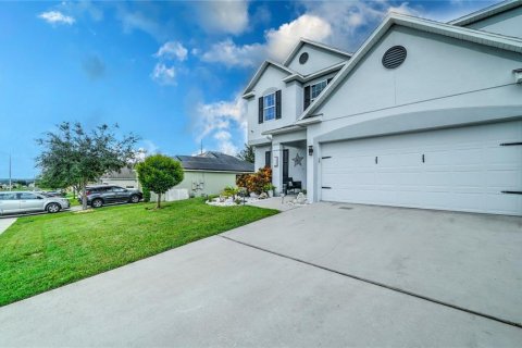 Villa ou maison à vendre à Dundee, Floride: 3 chambres, 208.29 m2 № 1901230 - photo 2