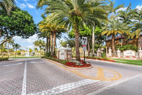 Купить таунхаус в Мирамар, Флорида 3 спальни, 148.74м2, № 1986731 - фото 22