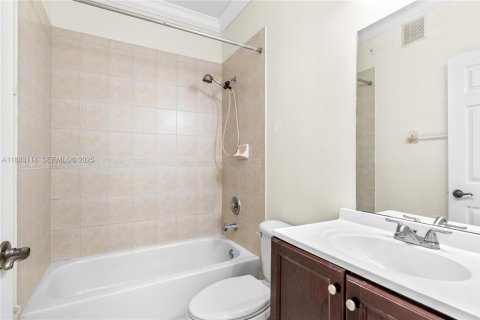 Купить таунхаус в Мирамар, Флорида 3 спальни, 148.74м2, № 1986731 - фото 17