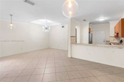 Купить таунхаус в Мирамар, Флорида 3 спальни, 148.74м2, № 1986731 - фото 5