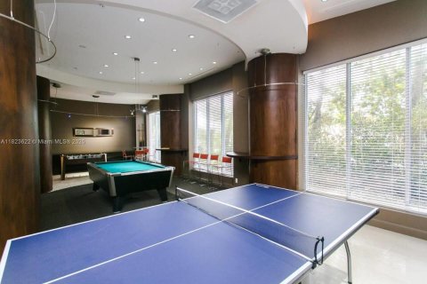 Condo in Hollywood, Florida, 2 bedrooms  № 1788401 - photo 13