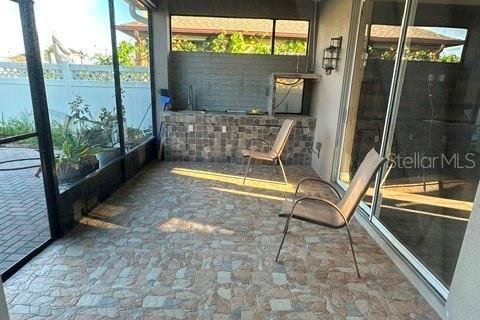 House in Kissimmee, Florida 3 bedrooms, 181.44 sq.m. № 2396565 - photo 9