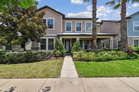 House in Fish Hawk, Florida 4 bedrooms, 283.35 sq.m. № 1767123 - photo 3