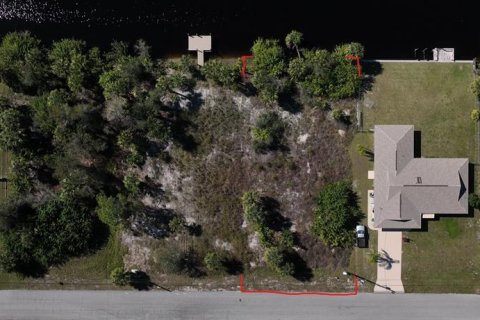 Terreno en venta en Port Charlotte, Florida № 1540270 - foto 3