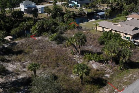 Terreno en venta en Port Charlotte, Florida № 1540270 - foto 2
