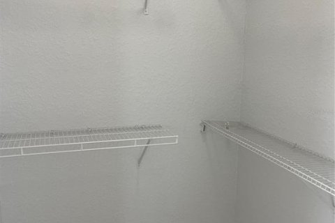 Condo in Tampa, Florida, 2 bedrooms  № 1850285 - photo 17