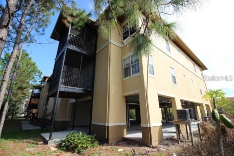 Condo in Tampa, Florida, 2 bedrooms  № 1850285 - photo 20