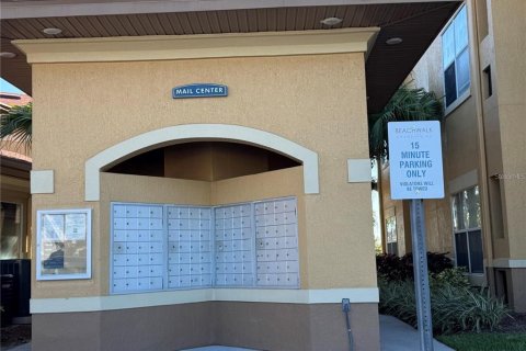 Condo in Tampa, Florida, 2 bedrooms  № 1850285 - photo 30