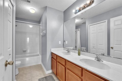 Casa en venta en Orlando, Florida, 5 dormitorios, 248.23 m2 № 1916258 - foto 22