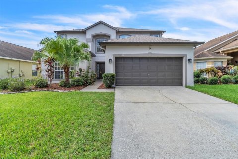 Casa en venta en Orlando, Florida, 5 dormitorios, 248.23 m2 № 1916258 - foto 1