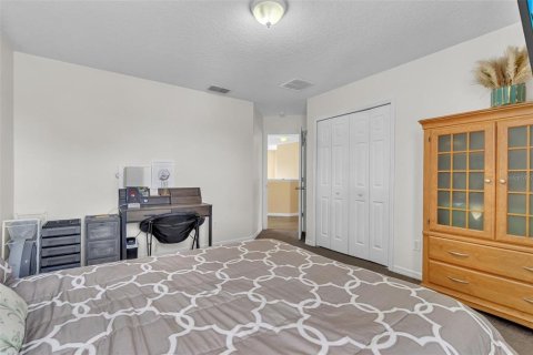 Casa en venta en Orlando, Florida, 5 dormitorios, 248.23 m2 № 1916258 - foto 24