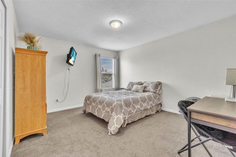 Casa en venta en Orlando, Florida, 5 dormitorios, 248.23 m2 № 1916258 - foto 23