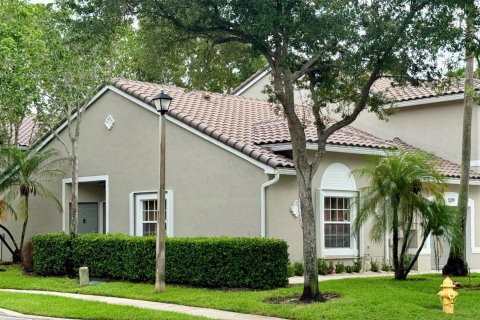 Adosado en venta en Plantation, Florida, 3 dormitorios, 120.77 m2 № 2263712 - foto 1