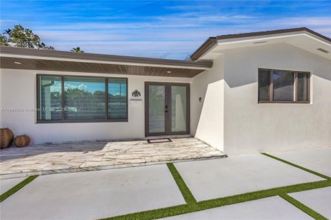 Casa en venta en Hollywood, Florida, 3 dormitorios, 160.35 m2 № 1938602 - foto 4