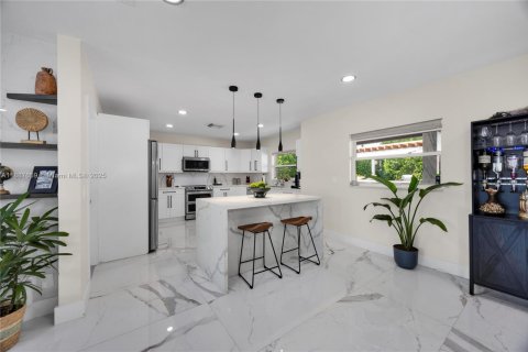 Casa en venta en Hollywood, Florida, 3 dormitorios, 160.35 m2 № 1938602 - foto 15