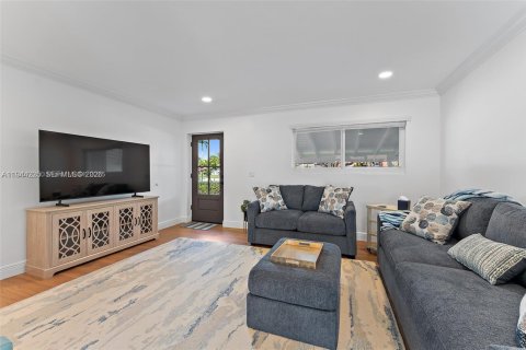 Casa en alquiler en Tequesta, Florida, 3 dormitorios, 113.81 m2 № 2059995 - foto 8