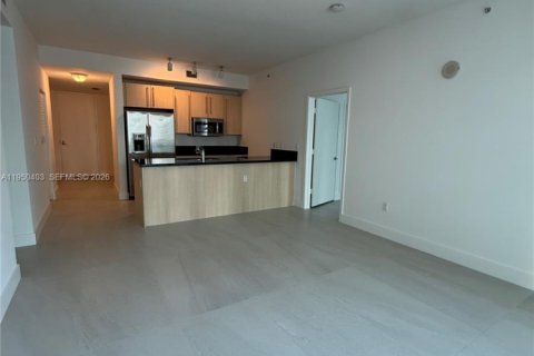 Снять в аренду кондоминиум в Майами, Флорида 2 спальни, 102.75м2, № 2005883 - фото 5