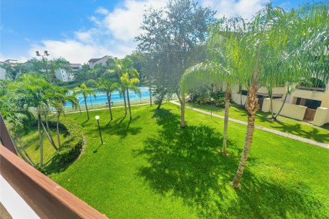 Condominio en alquiler en Miami, Florida, 2 dormitorios, 111.48 m2 № 1993946 - foto 20