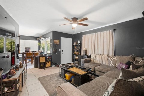 Villa ou maison à vendre à Deltona, Floride: 2 chambres, 78.41 m2 № 2143875 - photo 10