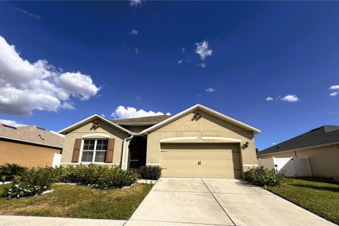 Villa ou maison à Winter Haven, Floride 4 chambres, 171.96 m2 № 2434983