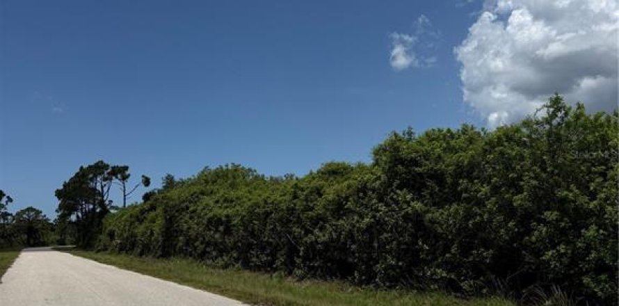 Terrain à Port Charlotte, Floride № 2164001