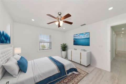 House in Bradenton, Florida 3 bedrooms, 113.62 sq.m. № 1565544 - photo 13