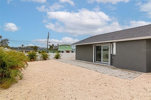 House in Bradenton, Florida 3 bedrooms, 113.62 sq.m. № 1565544 - photo 23
