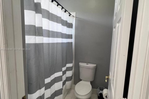 Adosado en venta en Plantation, Florida, 3 dormitorios, 155.33 m2 № 2078010 - foto 21