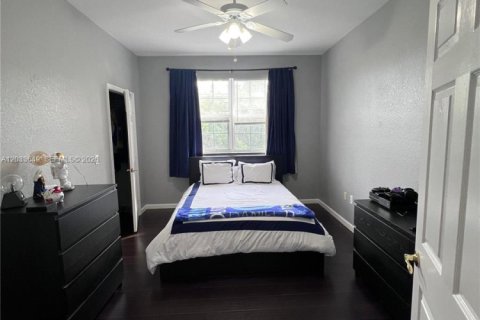 Adosado en venta en Plantation, Florida, 3 dormitorios, 155.33 m2 № 2078010 - foto 14