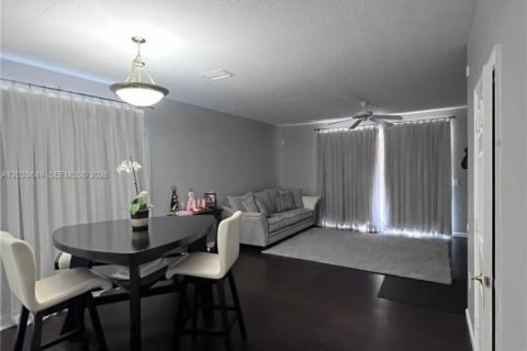 Adosado en venta en Plantation, Florida, 3 dormitorios, 155.33 m2 № 2078010 - foto 7