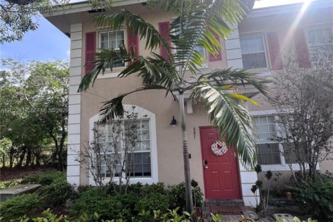 Adosado en venta en Plantation, Florida, 3 dormitorios, 155.33 m2 № 2078010 - foto 16
