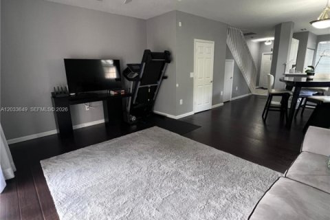 Adosado en venta en Plantation, Florida, 3 dormitorios, 155.33 m2 № 2078010 - foto 8
