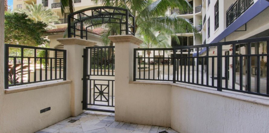 Condo à West Palm Beach, Floride, 2 chambres № 1175215