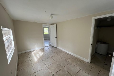 Casa en alquiler en Miami, Florida, 2 dormitorios, 58.34 m2 № 2147248 - foto 7