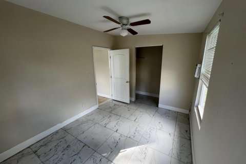 Casa en alquiler en Miami, Florida, 2 dormitorios, 58.34 m2 № 2147248 - foto 6