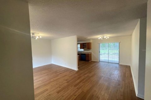 House in Ocala, Florida 3 bedrooms, 115.2 sq.m. № 1846392 - photo 2