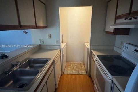 Condo in Pompano Beach, Florida, 1 bedroom  № 1834149 - photo 5