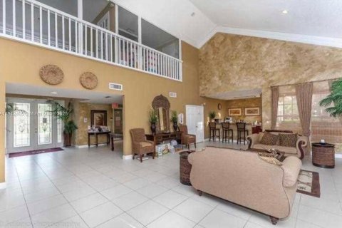 Condo in Pompano Beach, Florida, 1 bedroom  № 1834149 - photo 30