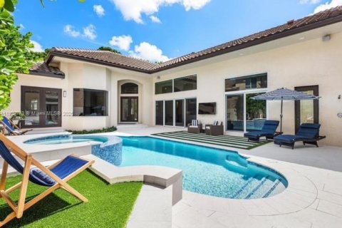 Купить виллу или дом в Бока-Ратон, Флорида 5 спален, 347.27м2, № 1954212 - фото 7