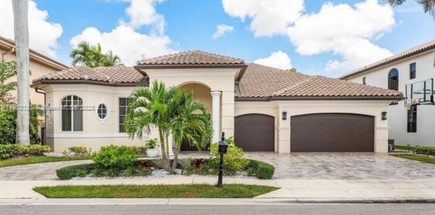 Дом в Бока-Ратон, Флорида 5 спален, 347.27м2 № 1954212