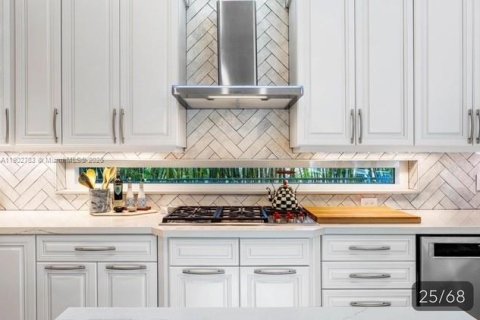 Купить виллу или дом в Бока-Ратон, Флорида 5 спален, 347.27м2, № 1954212 - фото 9